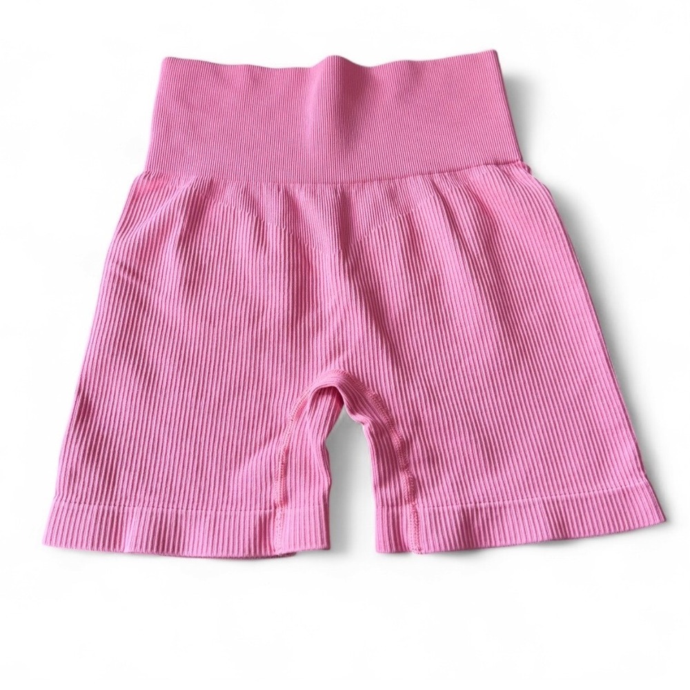 OQQ Pink Ribbed Seamless Workout Shorts High Waisted Athletic Biker Shorts Small